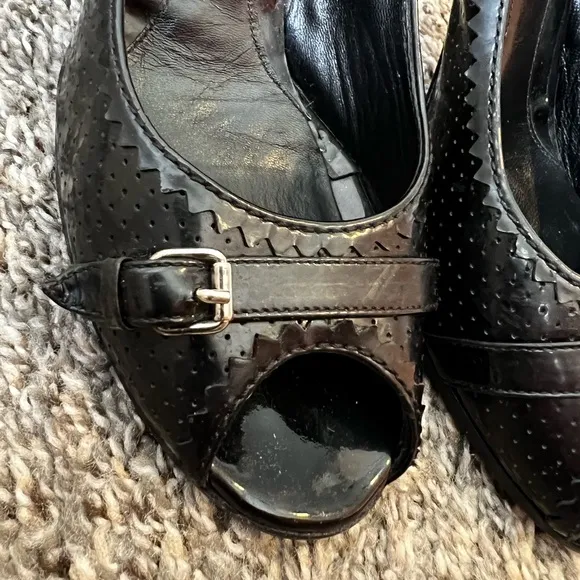 Fendi Women’s Vintage Patent Leather Peep Toe Heels Size Italian‎ EU 39 / US 9