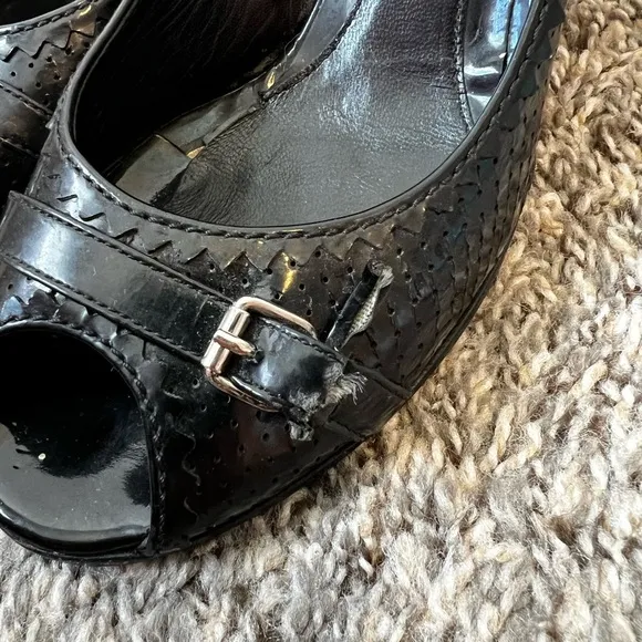Fendi Women’s Vintage Patent Leather Peep Toe Heels Size Italian‎ EU 39 / US 9