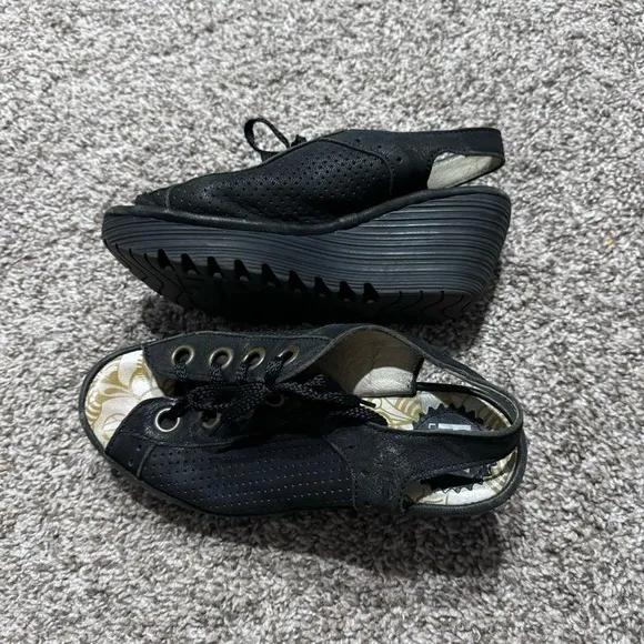 Fly London Strappy Lace Sandals Size 6
