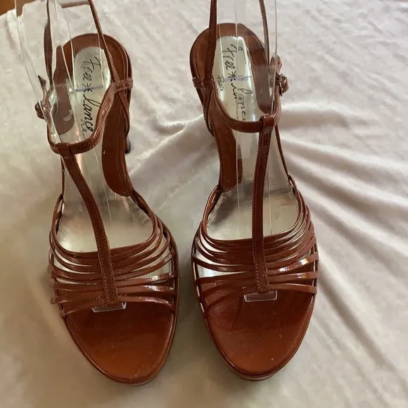 Free Lance Paris Patent Leather Strappy Platform Heel Sandals 37.5