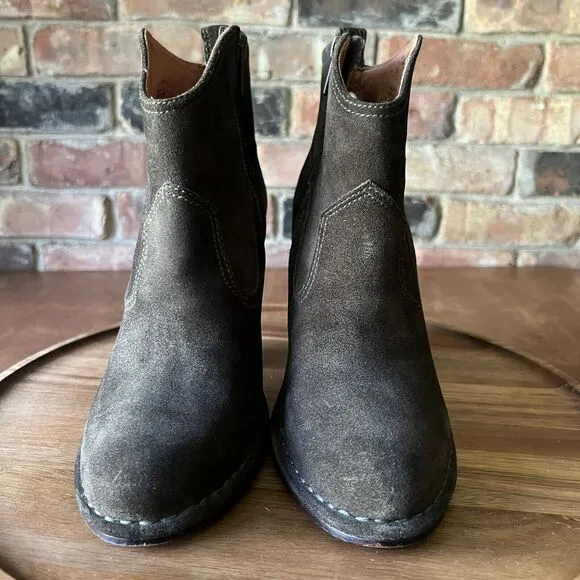 Frye Boots Womens 8.5M Madeline Short Bootie Brown Suede Zip Heel Western Shoe