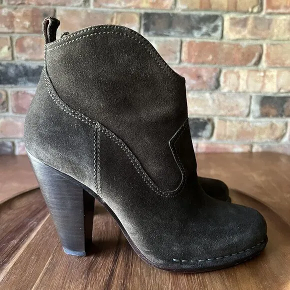 Frye Boots Womens 8.5M Madeline Short Bootie Brown Suede Zip Heel Western Shoe