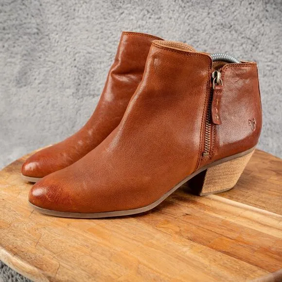 Frye Judith Bootie Cognac Brown Leather Ankle Boot 3470016 Zip Closure SZ 8