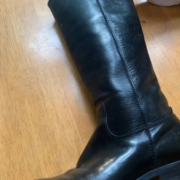Frye Melissa Button Black Hard Wearing Leather Boots Equestrian Shoes, Size 6
