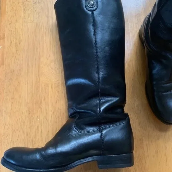 Frye Melissa Button Black Hard Wearing Leather Boots Equestrian Shoes, Size 6