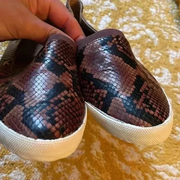 Frye snake skin rubber sole flats 8