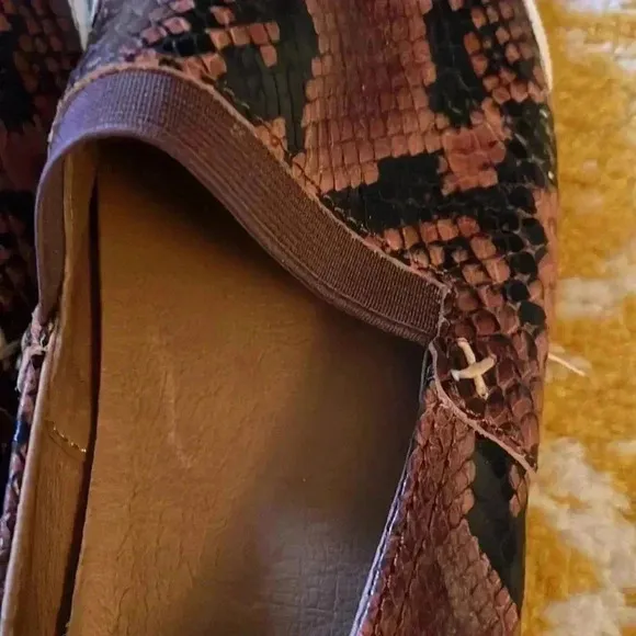 Frye snake skin rubber sole flats 8
