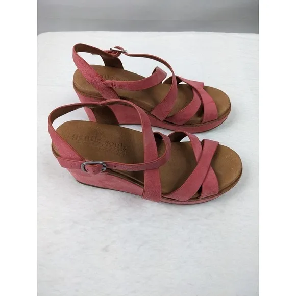 Gentle Souls Judi Wedge Heeled Sandals Platform Salmon Peach Fuzz 8.5 Arch