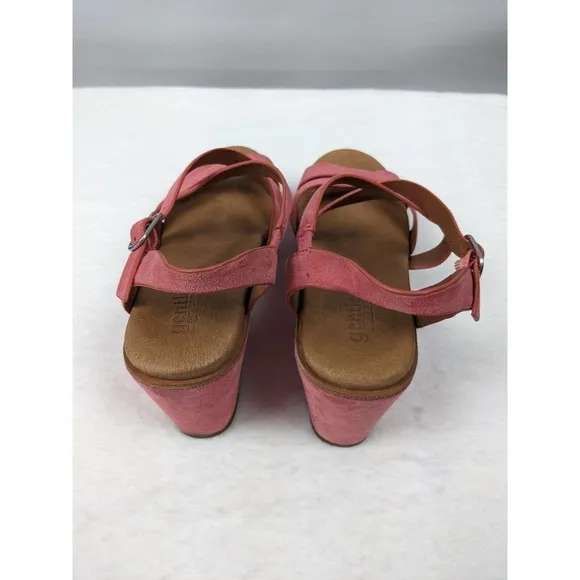 Gentle Souls Judi Wedge Heeled Sandals Platform Salmon Peach Fuzz 8.5 Arch