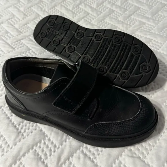 Geox Respira EU 34 Black Leather School Uniform Dress Formalwear Running Shoes…