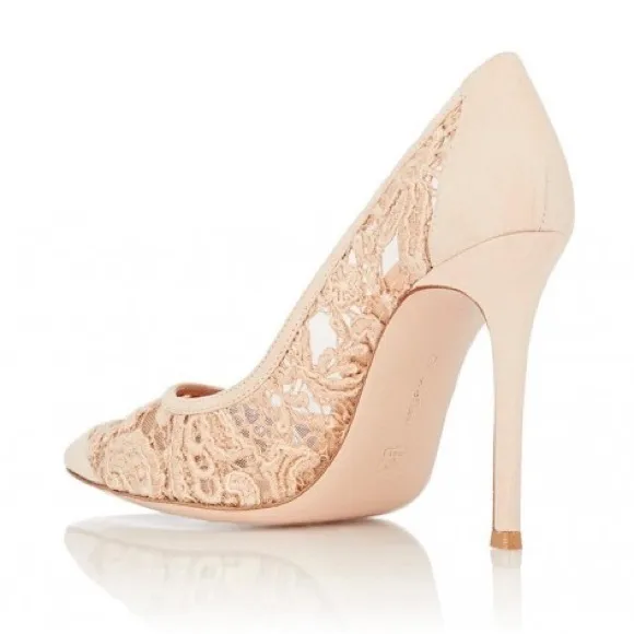 Gianvito Rossi camoscio Elodie Elegant Lace Stiletto Heels - Cream 8 1/2 8.5
