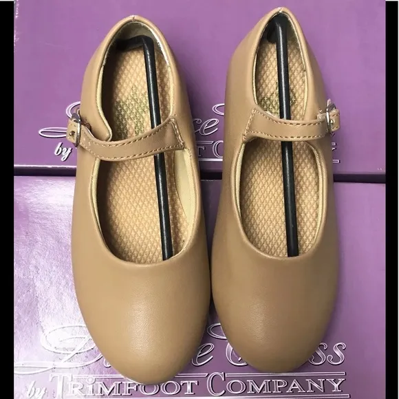 Girls Beige/ Tan Mary Jane Style Full Sole Buckle Tap Dance Shoes NIB