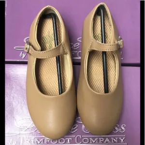 Girls Beige/ Tan Mary Jane Style Full Sole Buckle Tap Dance Shoes NIB