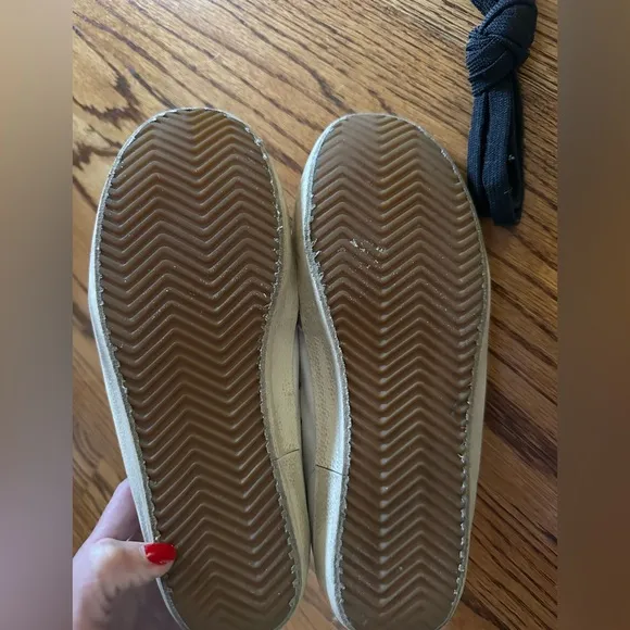 GOLDEN GOOSE- Women's Super-Star, Size 7-Used Condition