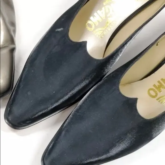 Gorgeous vampirish goth black Salvatore Ferragamo Boutique pumps  👠 size 6 C