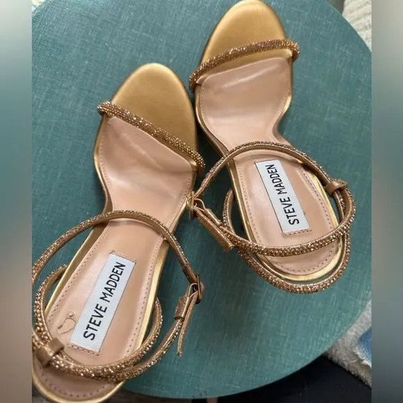 Gorgeous jeweled strappy sandals gold with encrusted jewels straps. 4 inch heel
