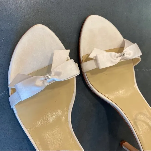 Grace sz 11 Evita white silk bow tie heeled sandals wedding shoes