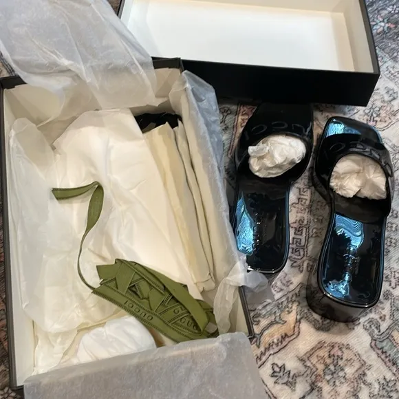 Gucci rubber sandal heel