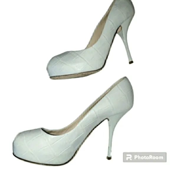 Guiseppe Zanotti Crocodile Platform Heels RETAIL $975-