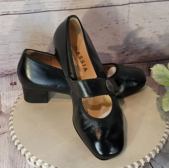 HASSIA Evelyn Women's Black Leather Mary Jane Shoes Size 6 US