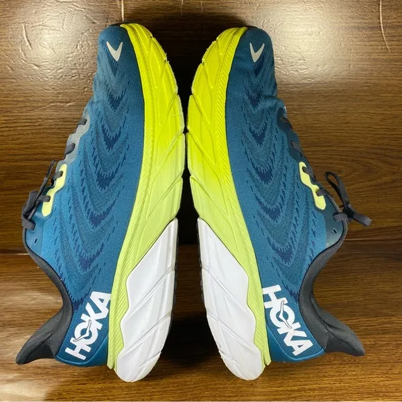 Hoka Mens shoe Size 13