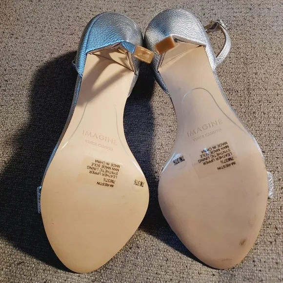 Imagine Vince Camuto Restin Leather Silver Strappy Heels Sz 7