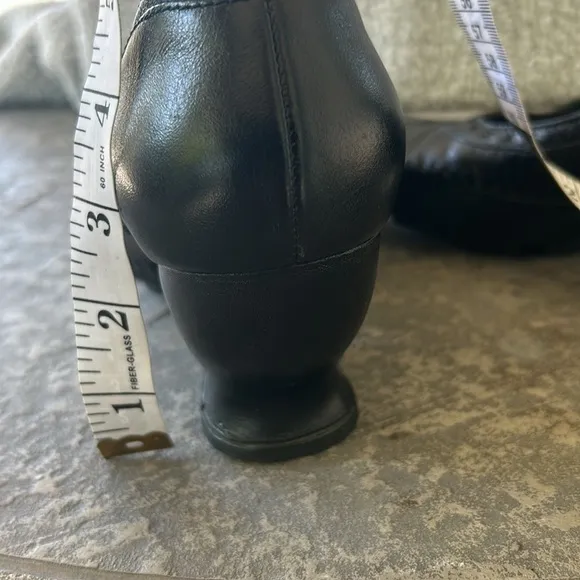 Indigo by Clarks Mary Jane Brown Leather Square Toe Curved Heel