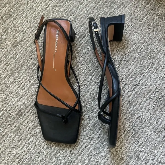 Intentionally blank fifi heeled sandal