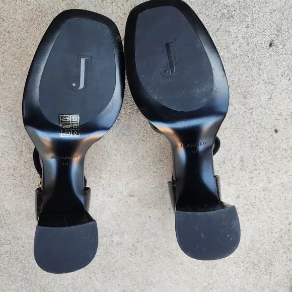 Jeannot Shoes