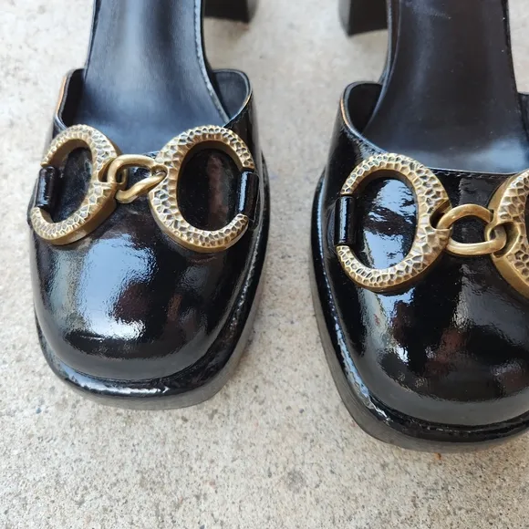 Jeannot Shoes