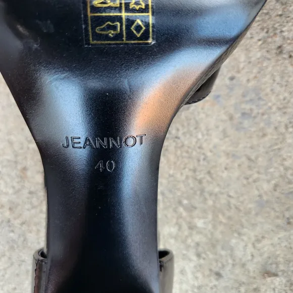 Jeannot Shoes