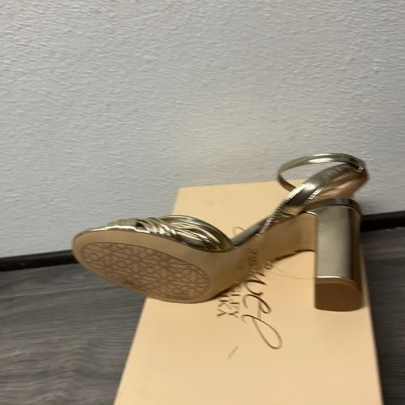 Jewel Badgley Mischka Women's Christen Knot Detail Block Heel Evening Sandals