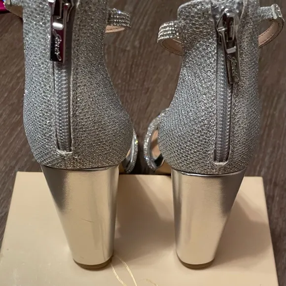 JEWEL BADGLEY MISCHKAWomen's Lexie Platform Dress heels Sandals size 6.5 6 1/2