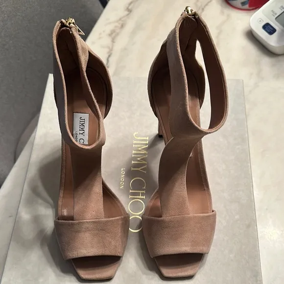 Jimmy Choo Tan Women's Ankle Strap Shoes never worn