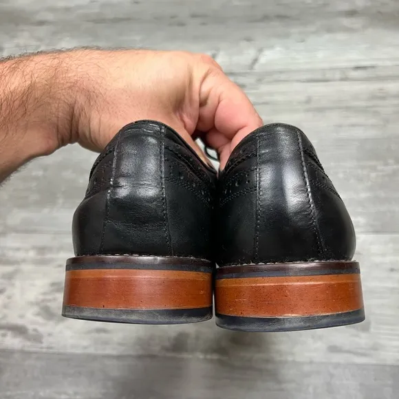Johnston &amp; Murphy Black Wingtip Derbys 12 M