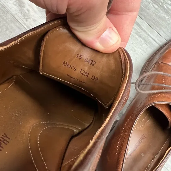 Johnston &amp; Murphy Burnished Walnut Tan Wingtip Derbys 12 M
