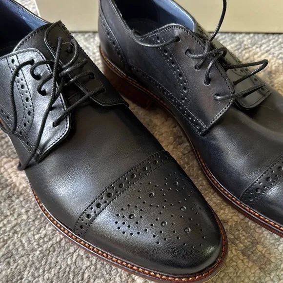 Joseph Abboud Black Oxford Dress Shoes with Broguing