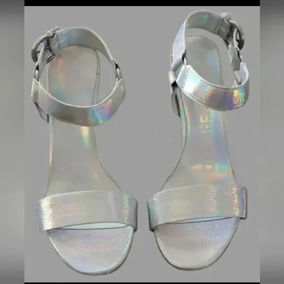 Karl Lagerfeld 9.5 Silver Iridescent Sparkling Wedding Formal Dress Sandals