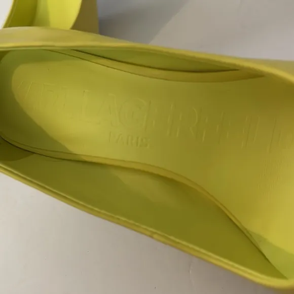 Karl Lagerfeld Size 7M/A22 glora Elegant Yellow Women's Heels Office Siren