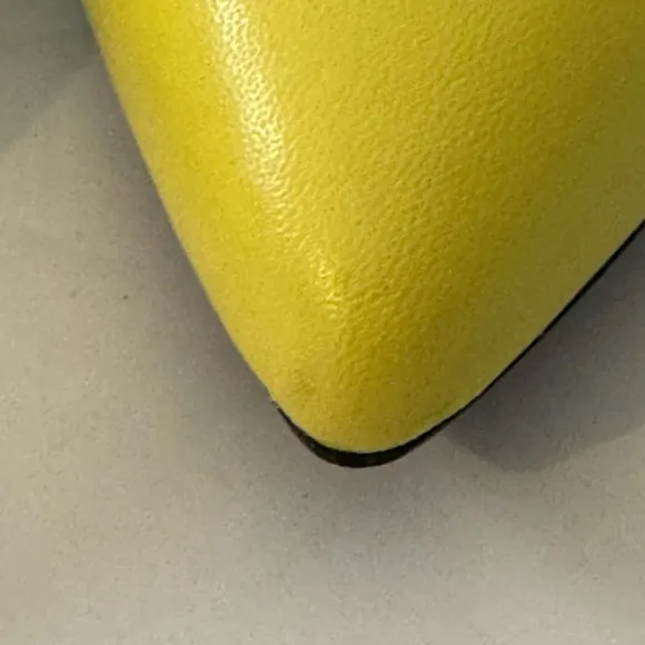 Karl Lagerfeld Size 7M/A22 glora Elegant Yellow Women's Heels Office Siren