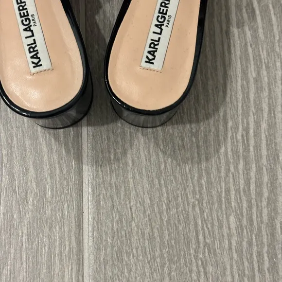 Karl Lagerfeld Women's Black and Tan Mules