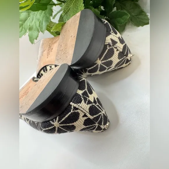 Kate Spade Flower Jacquard Lounge Loafers Women’s Flats 7B  Black Cream