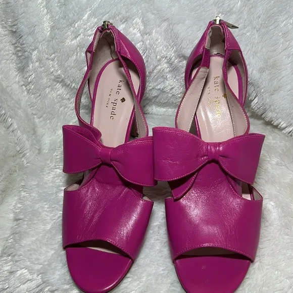 Kate Spade Imelda Zip Back Pink Fuschia Bow High Heel Size 8 1/2