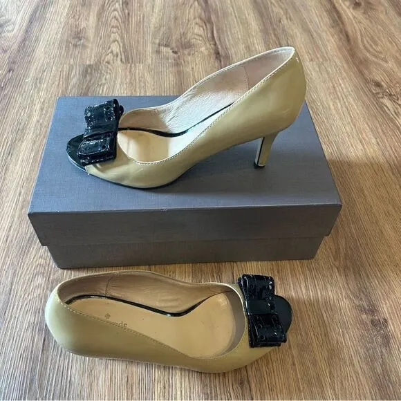 KATE SPADE New York tan black heels pumps open toe shoes women’s 8.5
