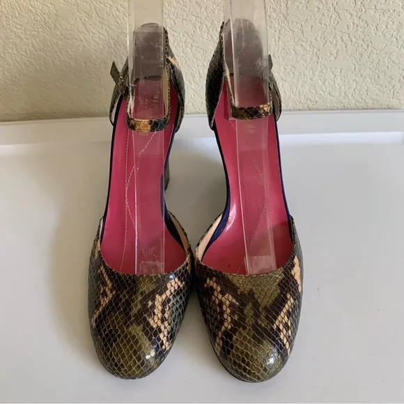 Kate Spade Snakeskin Closed Toe Mary Jane Wedge High Heels Size 7.5 B - FLAW