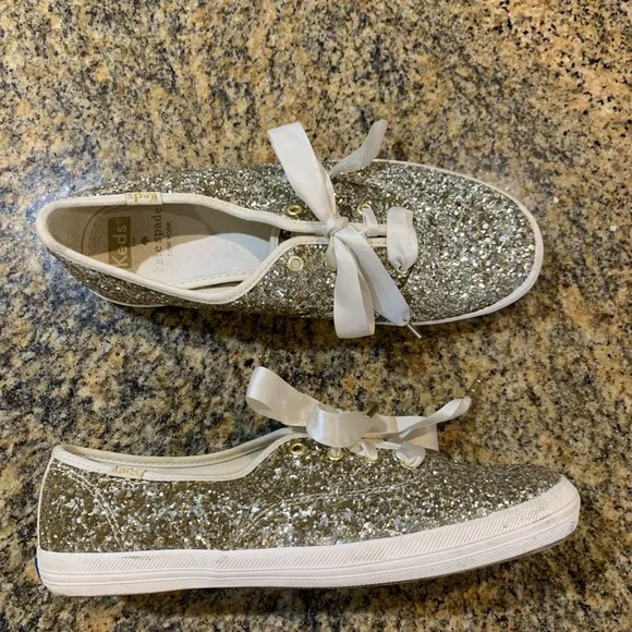 Keds X Kate Spade Gold glittery shoes size women’s 6
