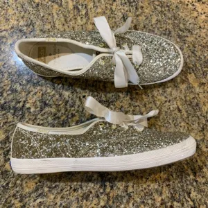 Keds X Kate Spade Gold glittery shoes size women’s 6