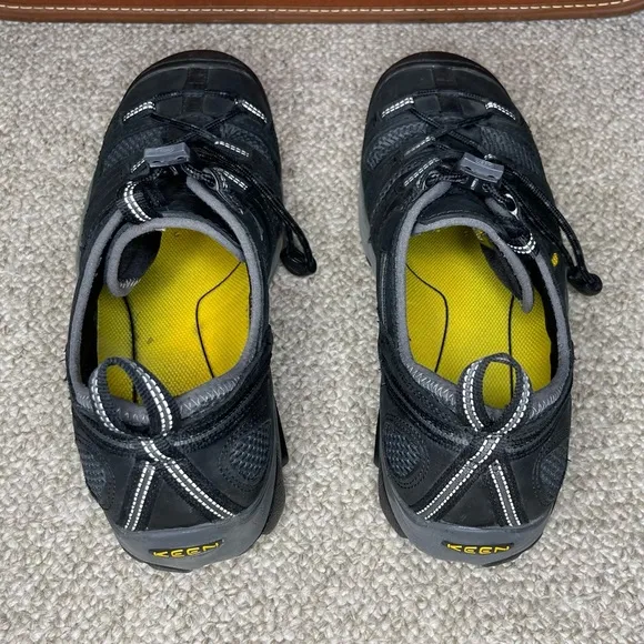 Keen safety toe shoes
