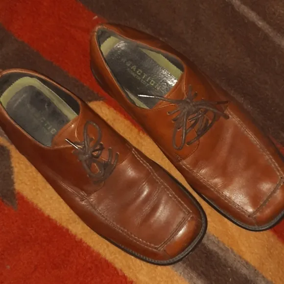 Kenneth Cole Reaction leather 70s Dress Shoes