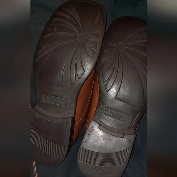 Kenneth Cole Reaction leather 70s Dress Shoes